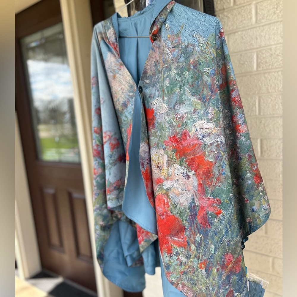 NWT Rain Caper.   No size